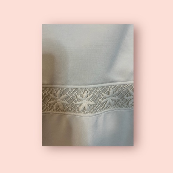 A perfect Bisou Bisou white dress with tags in size 16 - Picture 3 of 7